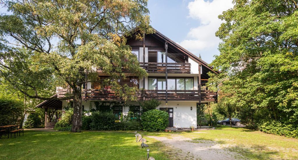 Garden House & East Park-Apartments Grossdorf  Exteriör bild